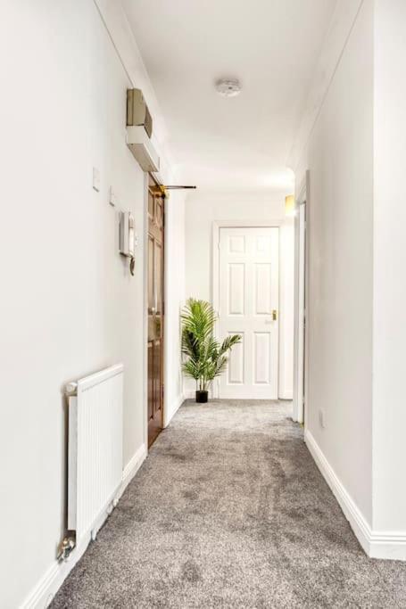 Very Tower Bridge - 2 Bdr - 2 Bath * Londra