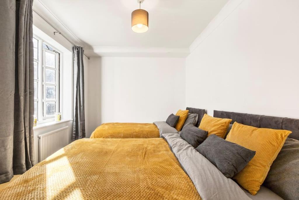 Very Tower Bridge - 2 Bdr - 2 Bath Londra