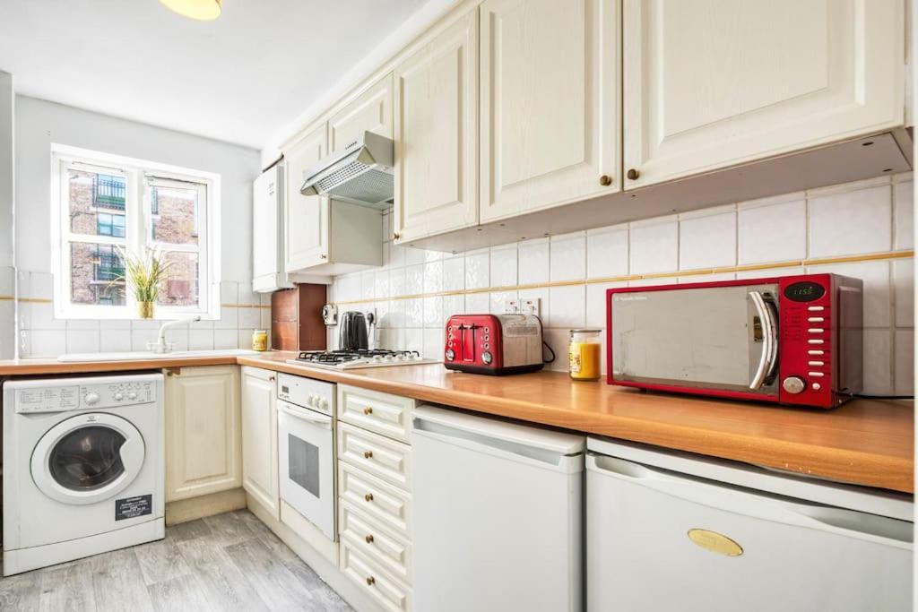 Very Tower Bridge - 2 Bdr - 2 Bath Apartament Londra