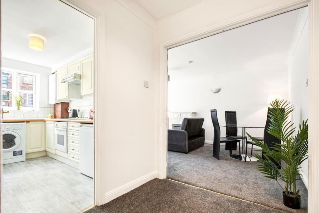 Very Tower Bridge - 2 Bdr - 2 Bath Londra